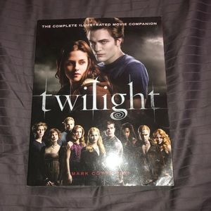 Twilight Complete Illustrated Movie Comp